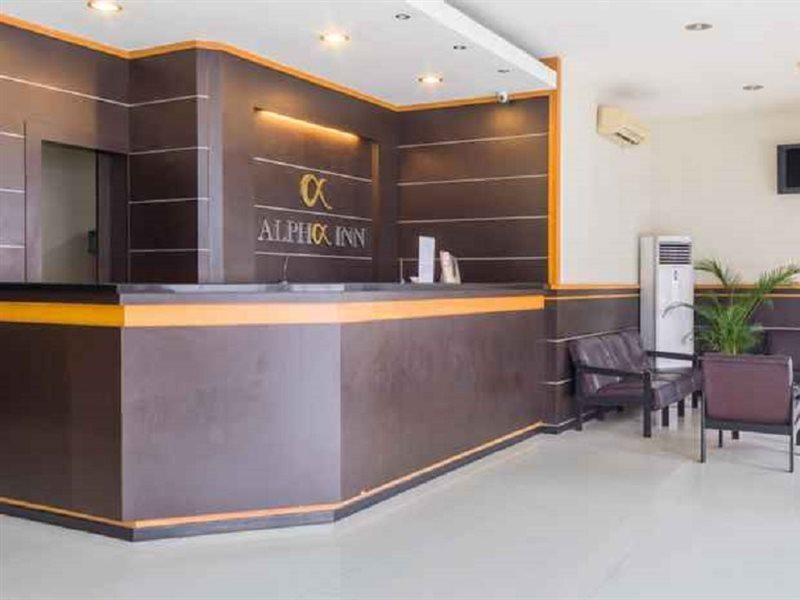 Alpha Inn Medan Kültér fotó